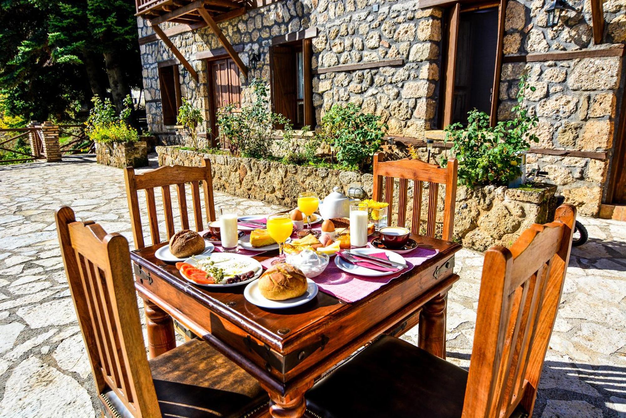 Pigi Tarlampa Hotel Ano Trikala Bagian luar foto