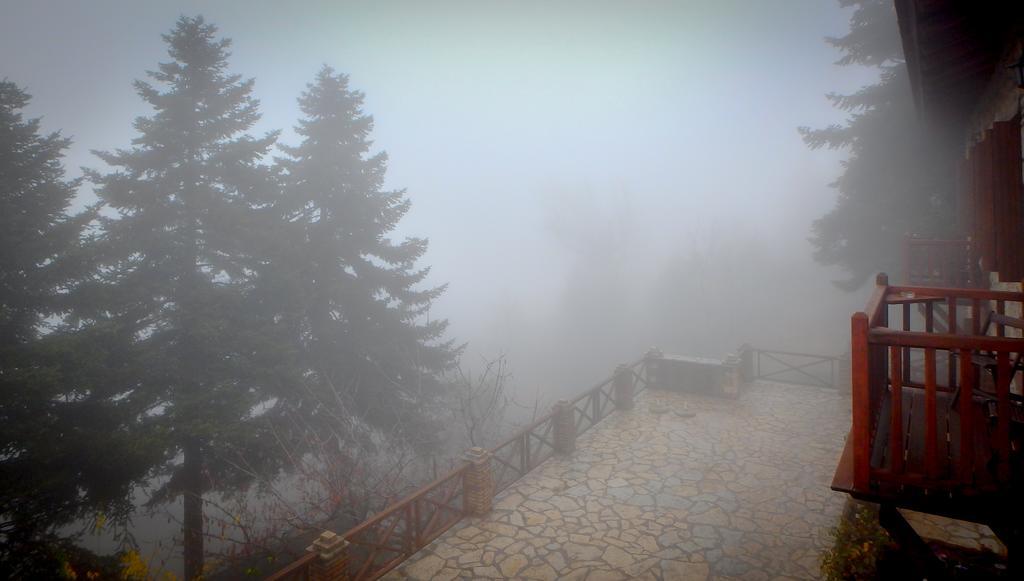 Pigi Tarlampa Hotel Ano Trikala Bagian luar foto