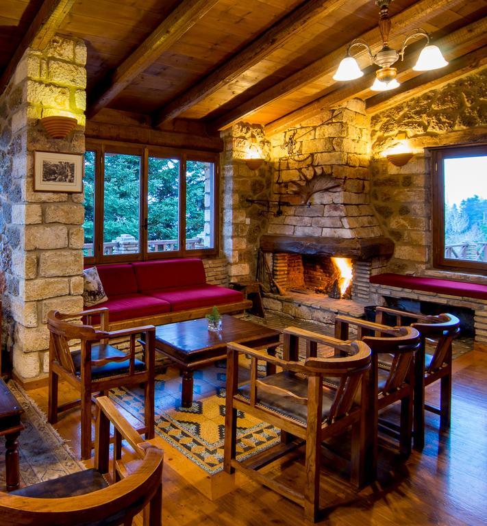 Pigi Tarlampa Hotel Ano Trikala Bagian luar foto
