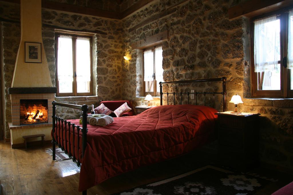 Pigi Tarlampa Hotel Ano Trikala Ruang foto